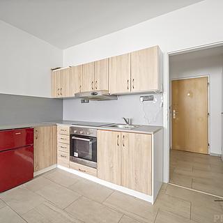 Pronájem bytu 1+kk, garsoniery 32 m² Pardubice