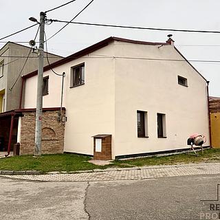 Prodej rodinného domu 250 m² Zaječí