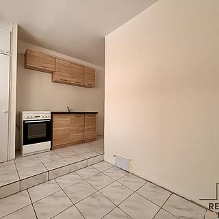 Prodej bytu 3+1 70 m² Olomouc Nové Sady, Trnkova