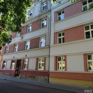 Pronájem bytu 1+1 49 m² Pardubice