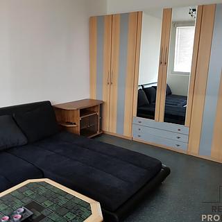 Pronájem bytu 1+1 28 m² Kladno Kročehlavy, Vodárenská