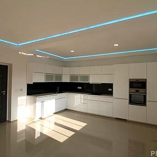 Pronájem bytu 4+kk 107 m&sup2; Praha