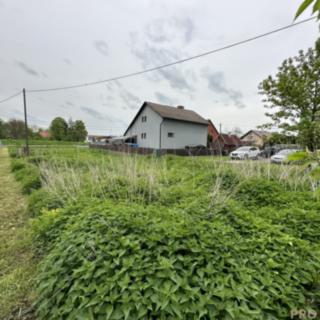 Prodej stavební parcely 924 m² Kunín