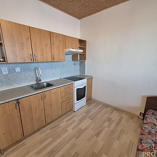 Pronájem bytu 1+kk, garsoniery 32 m² Třinec