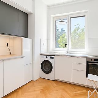 Pronájem bytu 1+1 39 m² Hodonín Hodonín, nám. 17. listopadu