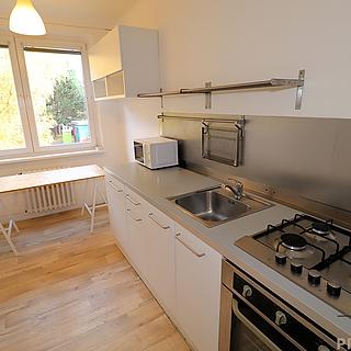 Pronájem bytu 3+1 75 m² Brno Starý Lískovec, Krymská