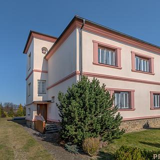 Prodej vily 405 m&sup2; Šumná