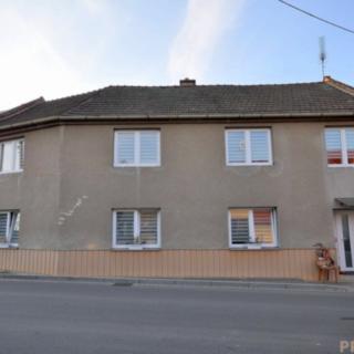 Prodej rodinného domu 150 m² Lešany
