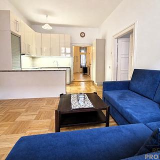 Pronájem bytu 3+kk 85 m² Praha Nové Město, Podskalská