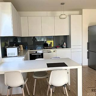 Pronájem pokoje 13 m&sup2; Praha