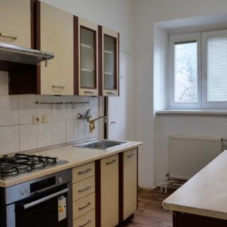 Pronájem bytu 2+1 56 m² Hodonín