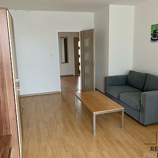 Pronájem bytu 3+1 80 m² Praha
