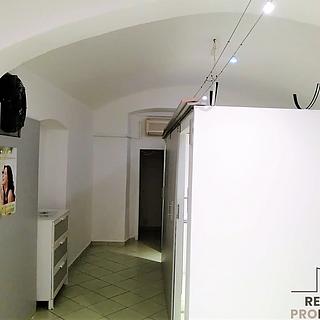 Pronájem ostatního komerčního prostoru 30 m² Slaný, Kynského