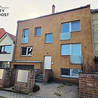 Pronájem bytu 1+kk a garsoniéry 24 m² Brno Horní Heršpice, Rajhradská