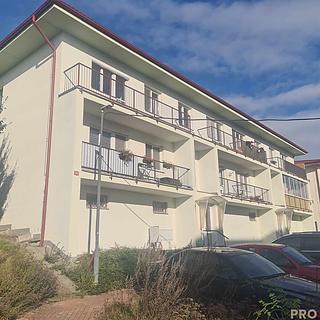 Pronájem bytu 3+1 80 m² Český Brod