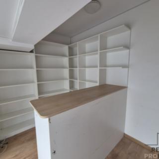 Pronájem obchodu 18 m² Třinec Staré Město, 1. máje