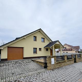 Prodej rodinného domu 135 m² Suchohrdly, Pálavská