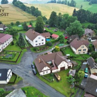 Prodej rodinného domu 150 m² Jimramov Ubušín