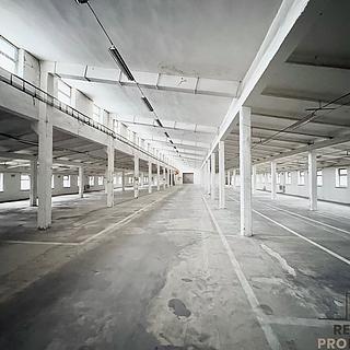 Prodej výrobního objektu 3 500 m² Hustopeče