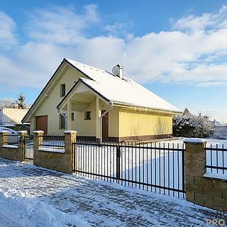 Prodej rodinného domu 135 m² Suchohrdly, Pálavská