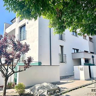 Pronájem bytu 2+kk 74 m&sup2; Olomouc