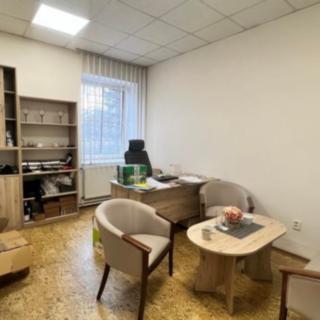 Pronájem kanceláře 28 m² Třinec Staré Město, nám. Míru