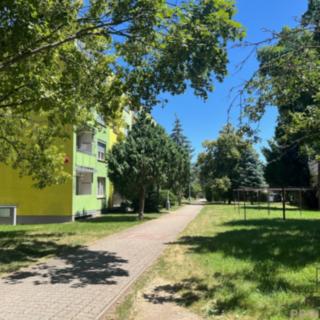 Prodej bytu 1+kk a garsoniéry 20 m² Postoloprty, Třebízského náměstí