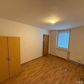 Pronájem bytu 1+1 21 m² Pohořelice, Lidická