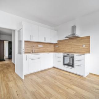 Pronájem bytu 2+kk 62 m² Pardubice Zelené Předměstí, nábřeží Závodu míru