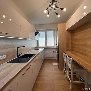 Pronájem bytu 2+1 60 m² Hodonín