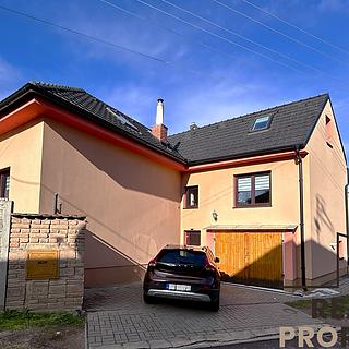 Prodej rodinného domu 160 m² Kuchařovice, Znojemská