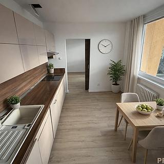 Pronájem bytu 3+1 71 m² Přerov I-Město, Na Odpoledni