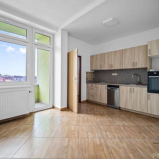 Pronájem bytu 2+1 89 m² Pardubice Bílé Předměstí, U Kostelíčka