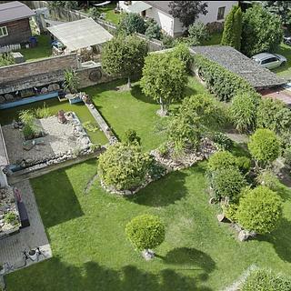 Prodej stavební parcely 983 m² Zdiby