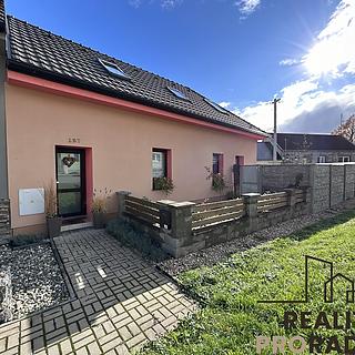 Prodej rodinného domu 160 m² Kuchařovice