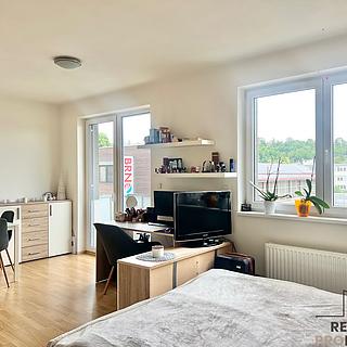 Pronájem bytu 1+kk, garsoniery 38 m&sup2; Brno