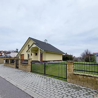 Prodej rodinného domu 135 m² Suchohrdly