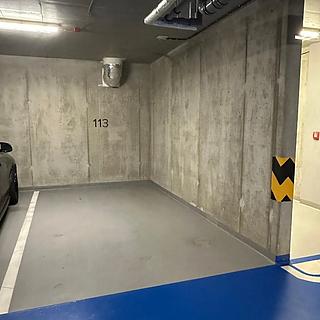 Pronájem parkovacího místa 16 m&sup2; Praha