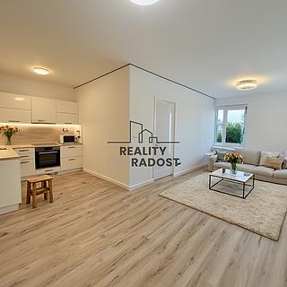 Pronájem bytu 2+kk 60 m² Praha