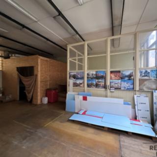 Pronájem skladu 138 m² Adamov