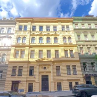 Pronájem bytu 2+kk 48 m² Praha
