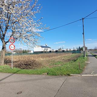 Prodej stavební parcely 860 m² Vrbátky