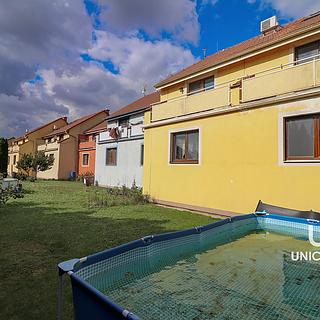 Prodej bytu 3+kk 71 m² Velešovice