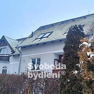 Pronájem bytu 2+1 54 m&sup2; Nupaky