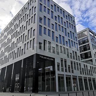 Pronájem kanceláře 183 m² Praha Dejvice, Generála Píky