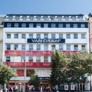Pronájem kanceláře 325 m² Praha