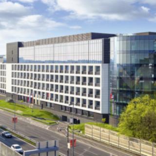 Pronájem kanceláře 902 m² Praha