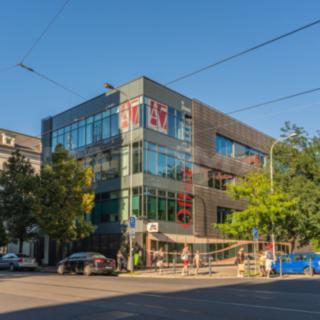 Pronájem kanceláře 345 m² Praha