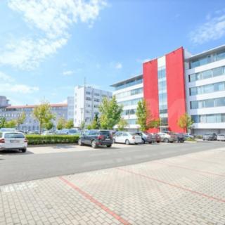 Pronájem kanceláře 551 m² Praha Strašnice, U nákladového nádraží