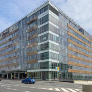 Pronájem kanceláře 659 m² Praha